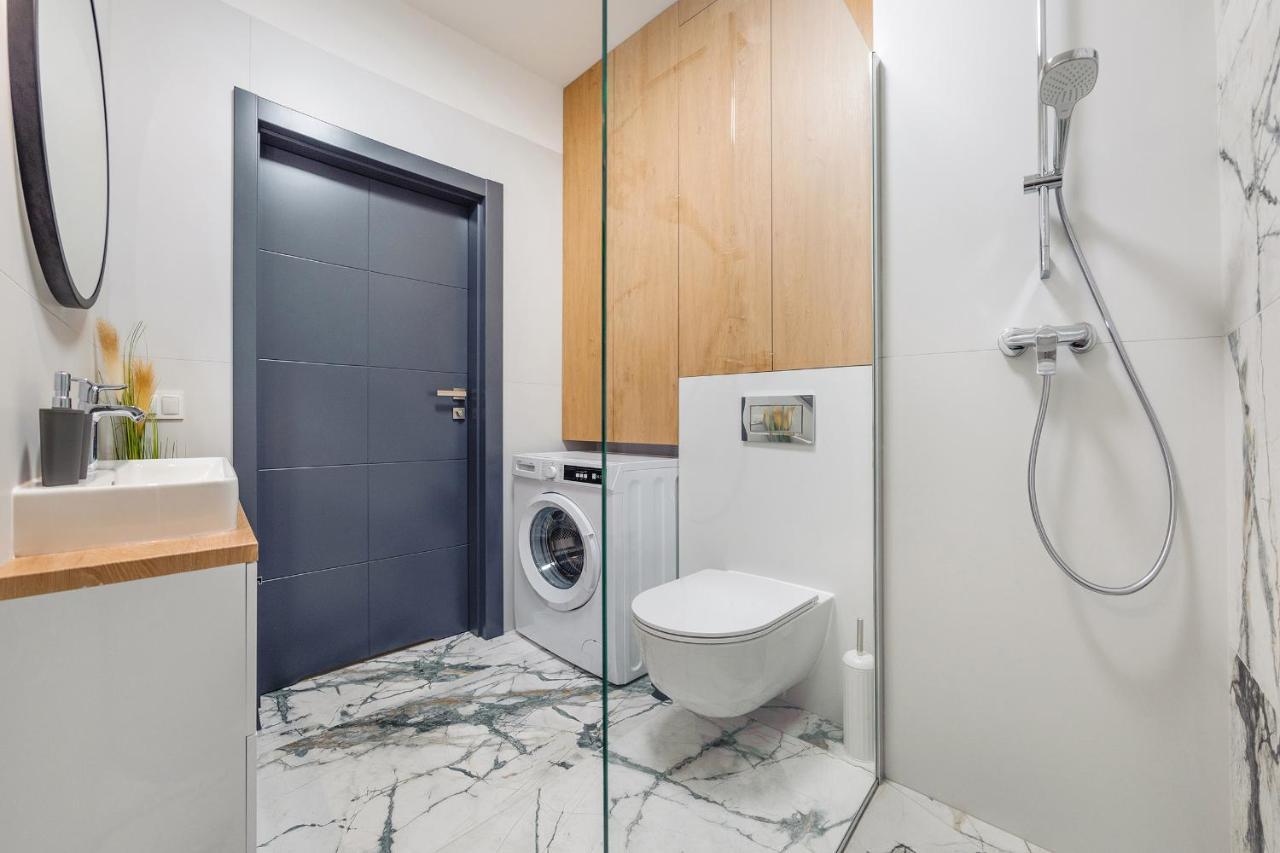 Plac Unii - Premium Apartments Гдиня Екстер'єр фото